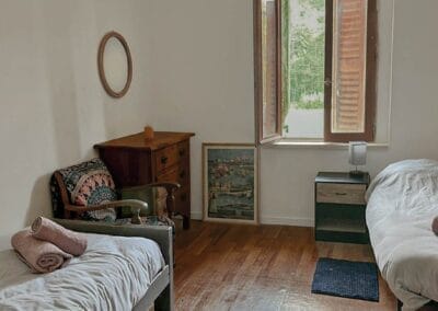 Une des chambres du moulin de castellane dans le cadre d'un week end ressourcement en pleine nature